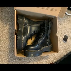 Dr Martens Hi Jadon Boots